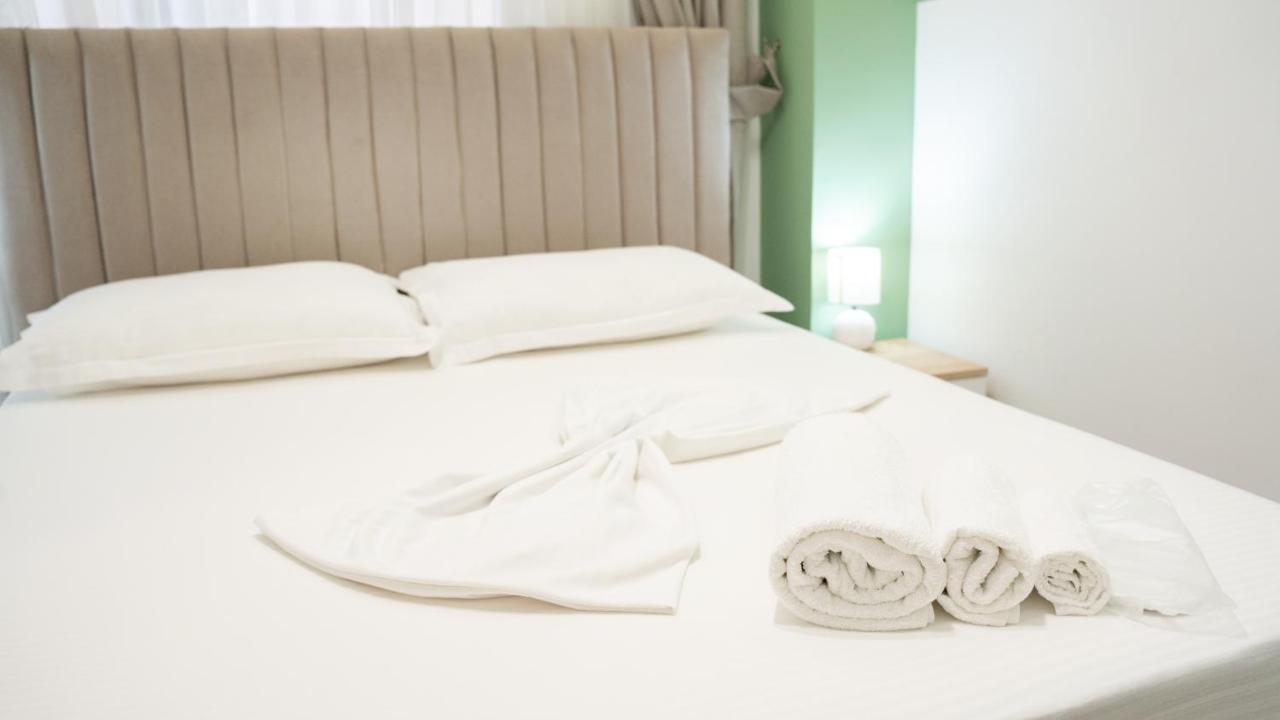 גולם Hotel Luris מראה חיצוני תמונה